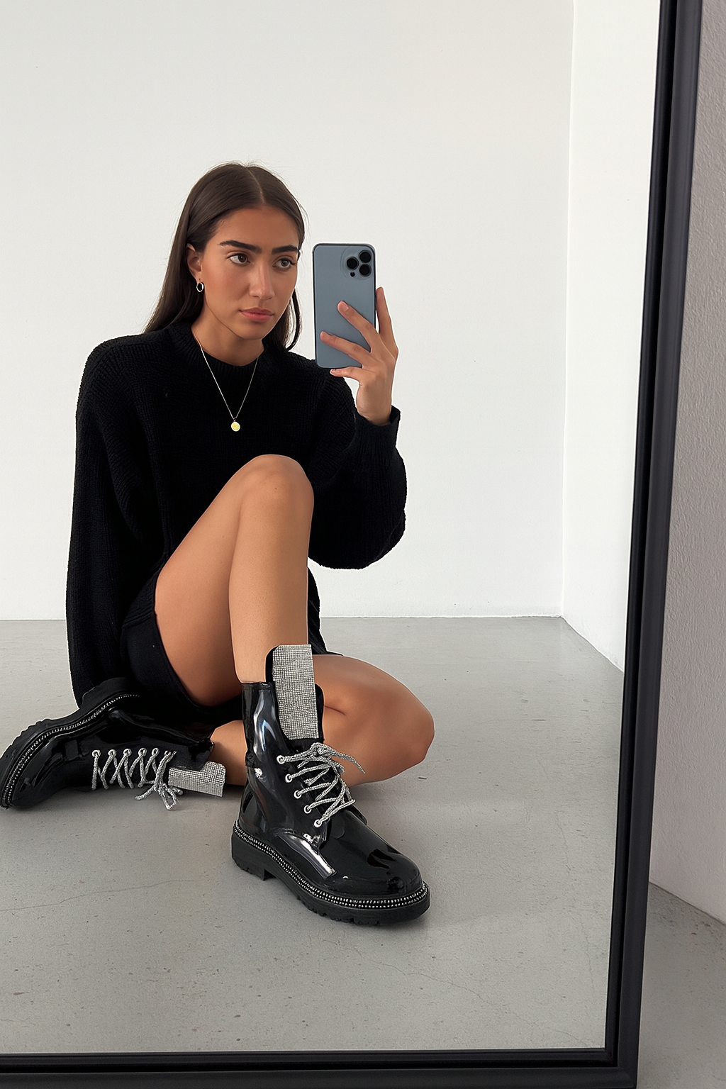 ✨👢 Dein neuer Lieblings-Boot! 👢✨
Funkelnd. Stylisch. Edel.