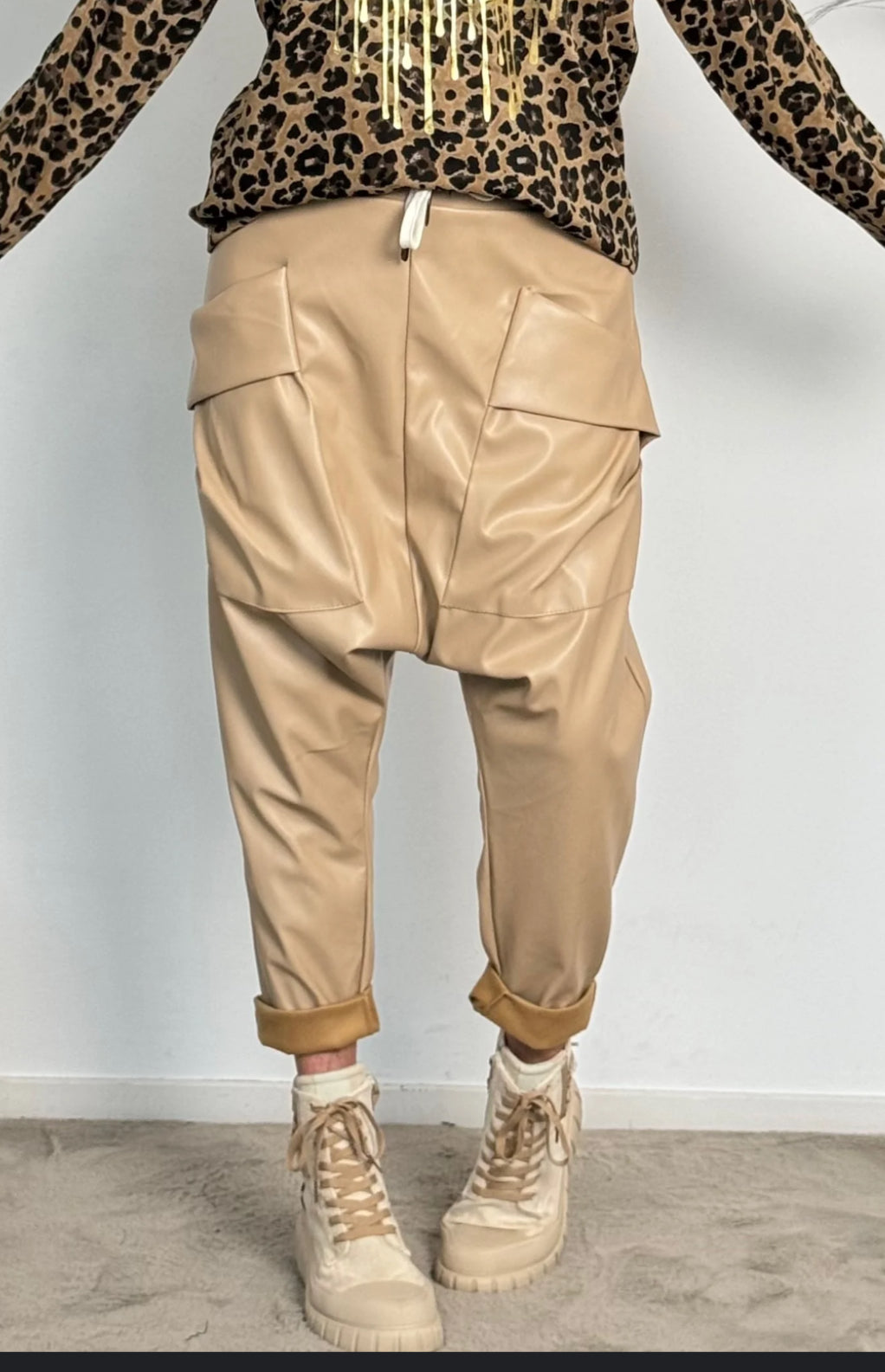 Baggy Hose „ Deyla“ in Gold