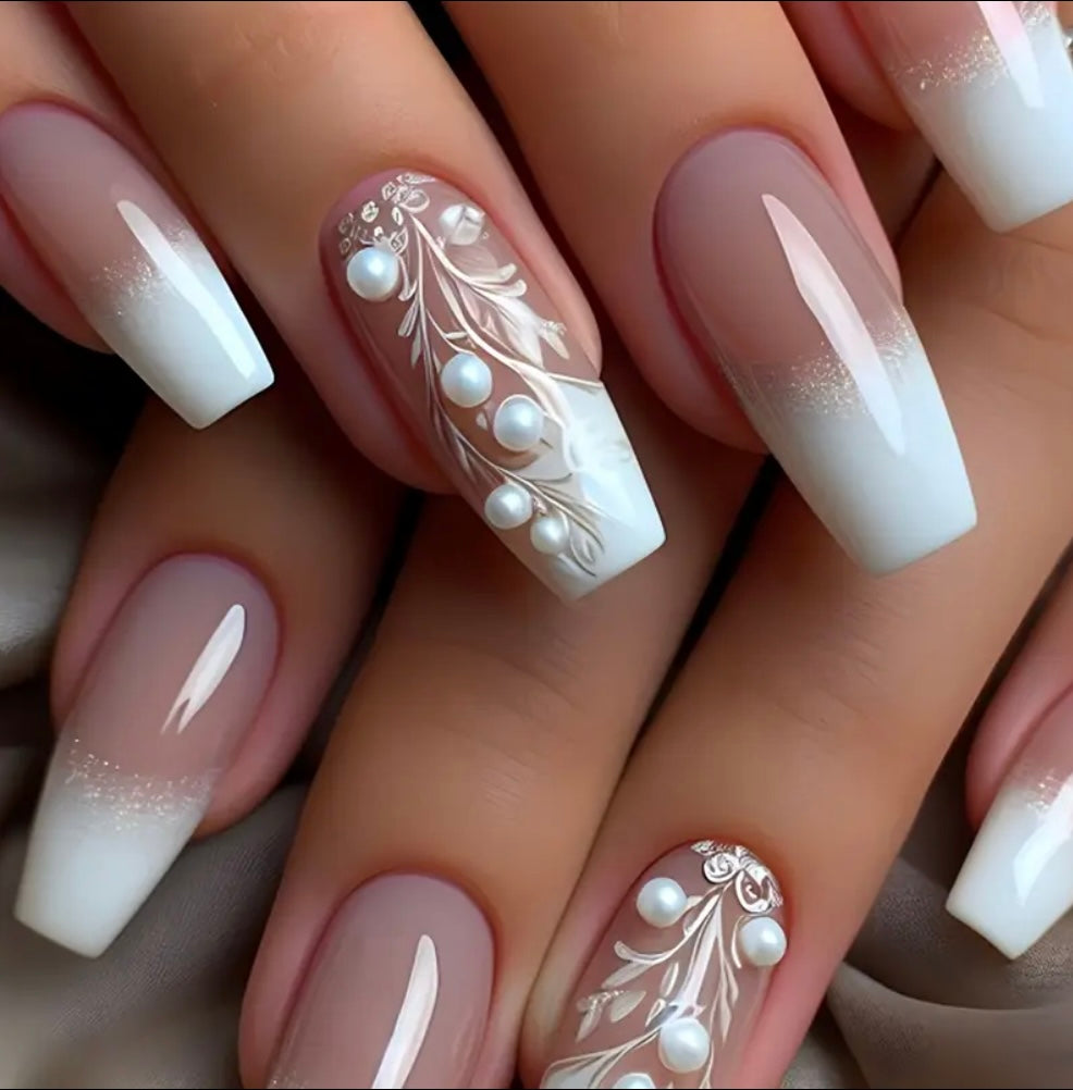 Press on Nails - Modell Special