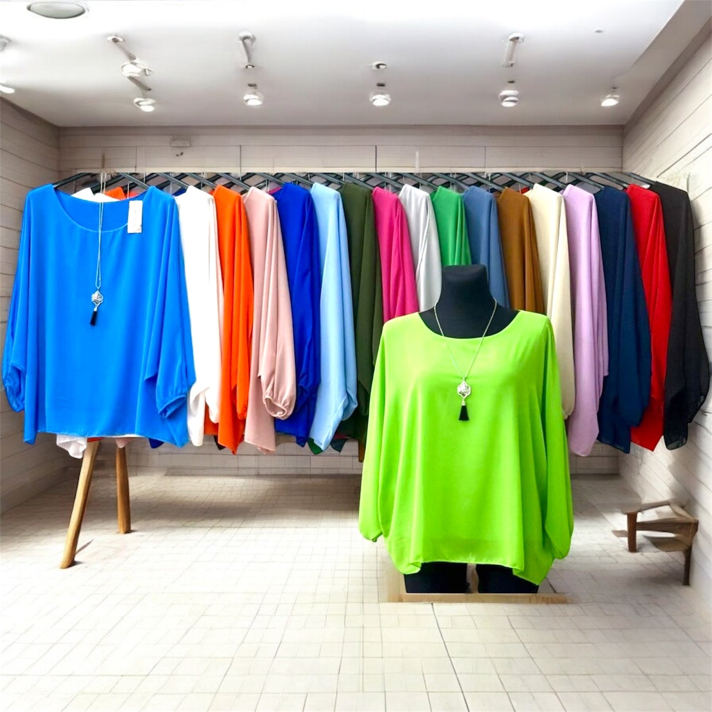 Fladder Bluse / Chiffonbluse