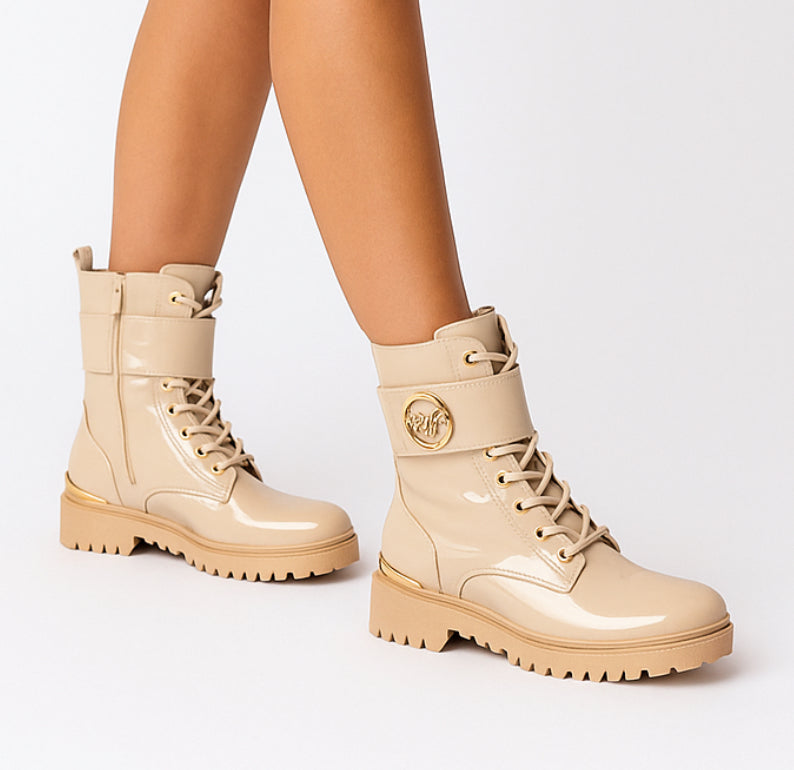 Der Boot, der jedes Outfit veredelt 💎