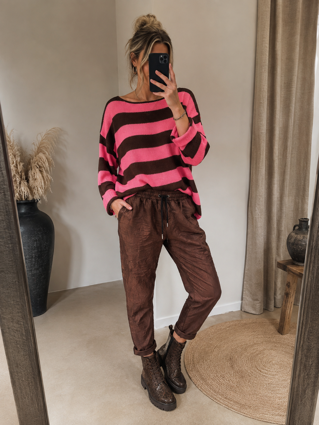 PINK CHOCOLATE – Oversize Pullover mit Linksnähten