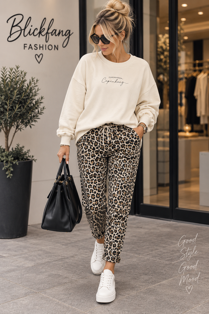 Copenhagen Oversize Sweater – Statement Backprint