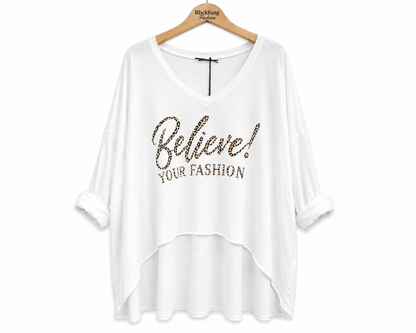 Oversize Shirt „Believe! Your Fashion“ – Stylischer Leo-Print | 4 Farben | One Size