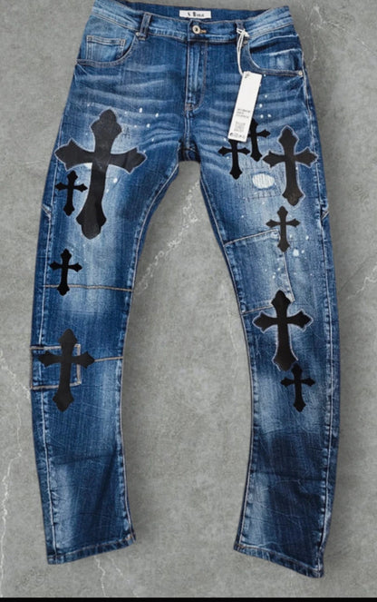 🖤 Rockige Jeans mit Kreuz-Print – Stylisch & auffällig! 🖤