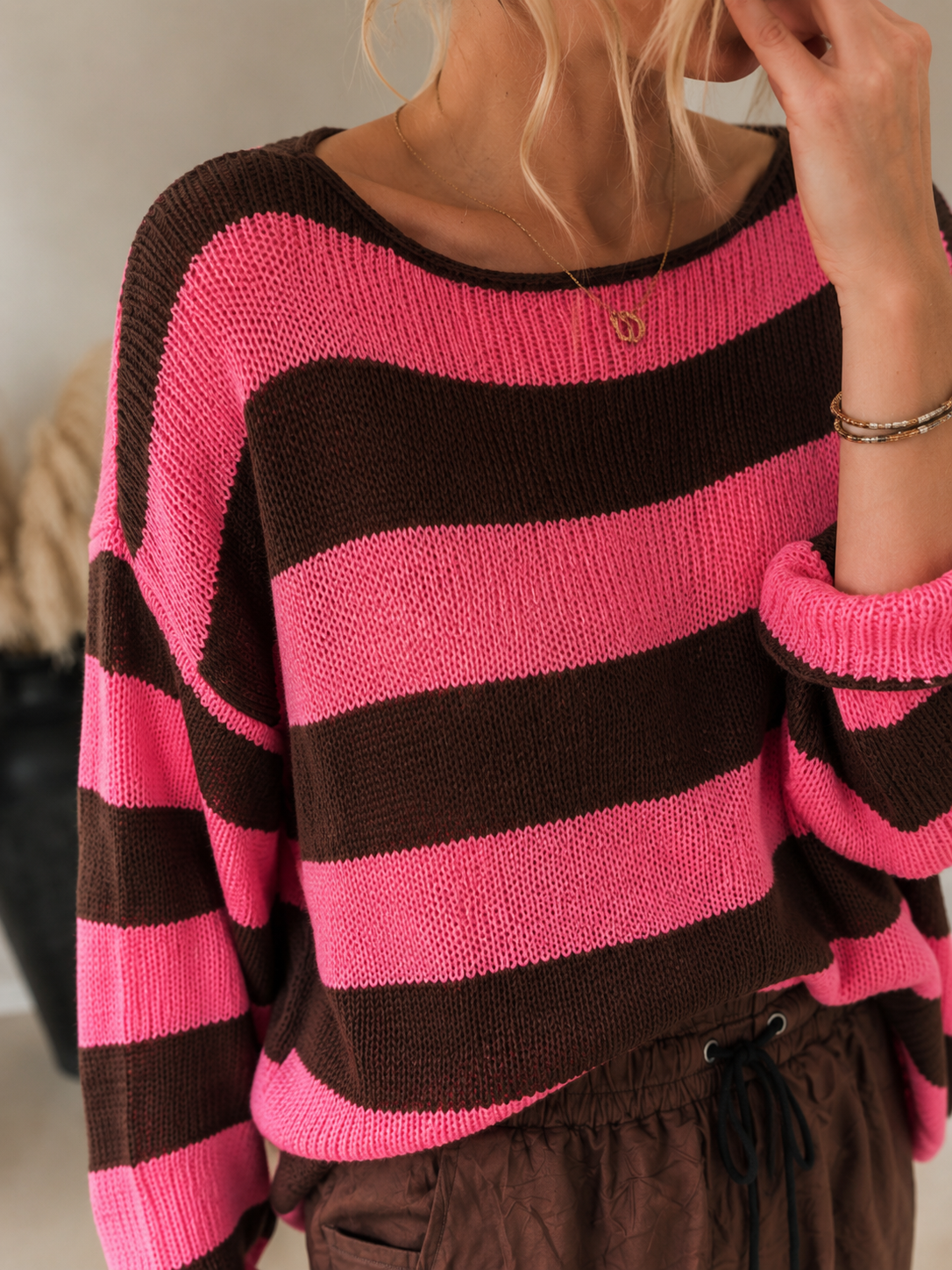 PINK CHOCOLATE – Oversize Pullover mit Linksnähten