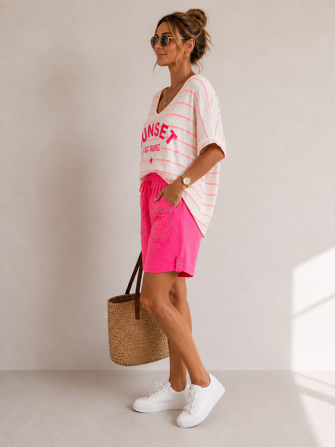 Sweat Short mit Nieten
