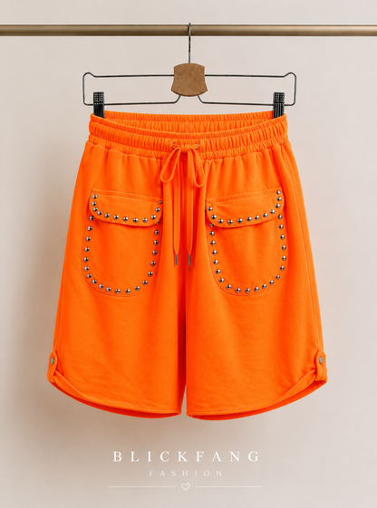 Sweat Short mit Nieten
