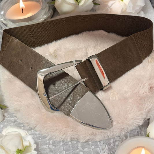 Eleganter Stretch-Gürtel mit Statement-Schnalle