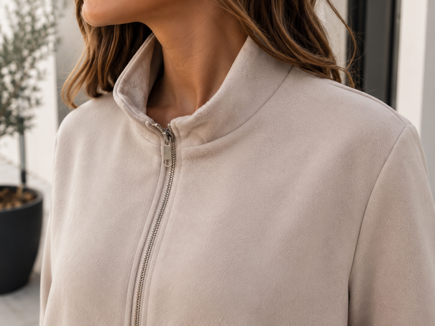 Trendige Kurzjacke in Beige – Kuschelig, modern & ein echtes Must-have 🤍