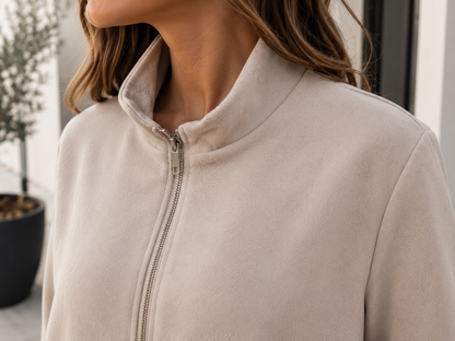 Trendige Kurzjacke in Beige – Kuschelig, modern & ein echtes Must-have 🤍