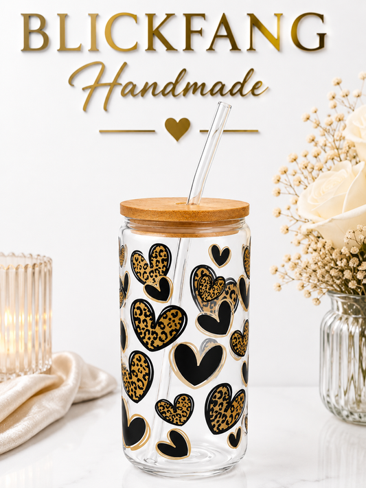 Handmade Trinkglas mit Glasstrohhalm | Herz, Leo & Dog Mom