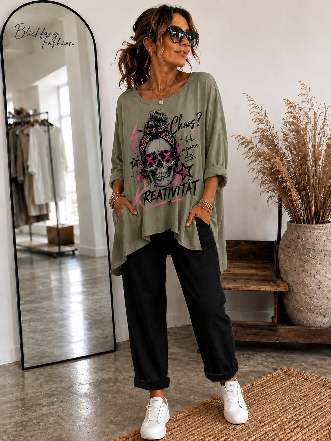 Handmade Statement Longshirt „Chaos? Ich nenne das Kreativität“ – Jedes Shirt ein Unikat