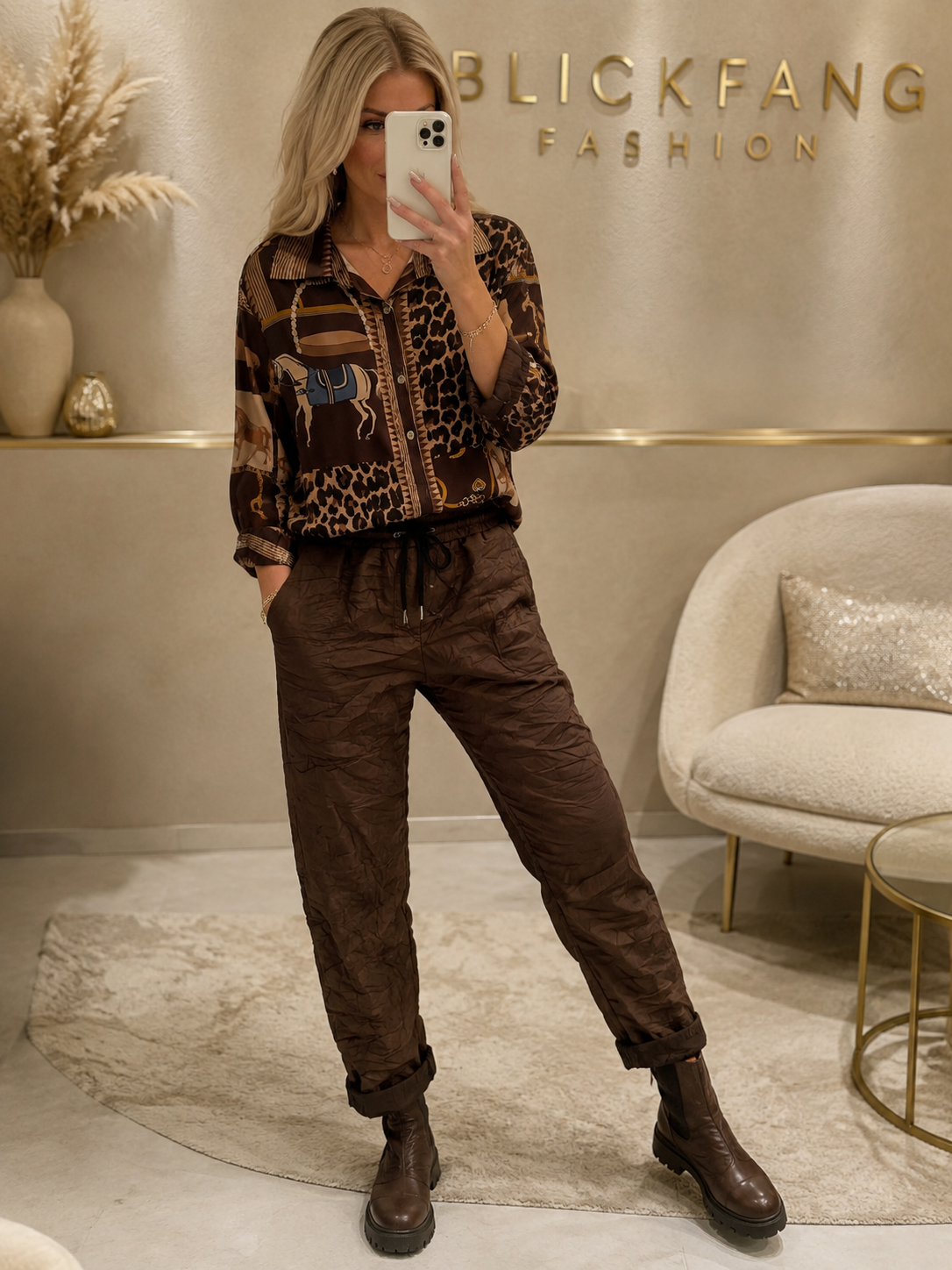🤎 Leo Love Bluse – Wild, Elegant & Absolut Besonders