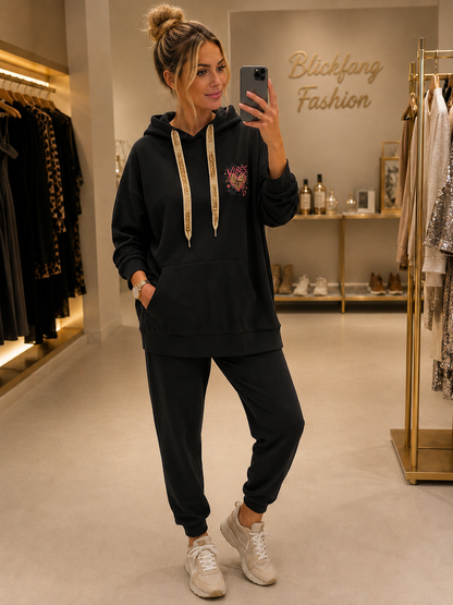 🖤 GOOD VIBES – Statement Hoodie mit Leo-Love 🐆💗