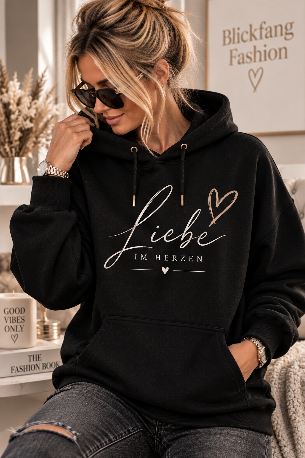 Liebe im Herzen – Premium Hoodie 🤍